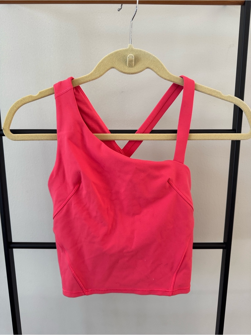 lululemon top - lipgloss size 4